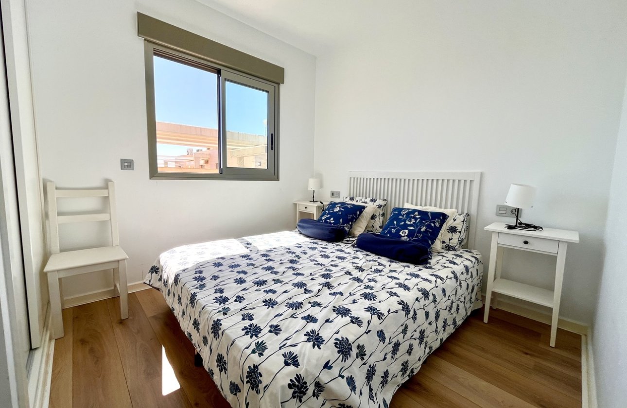 Herverkoop - Villa -
Torre de la Horadada - Costa Blanca