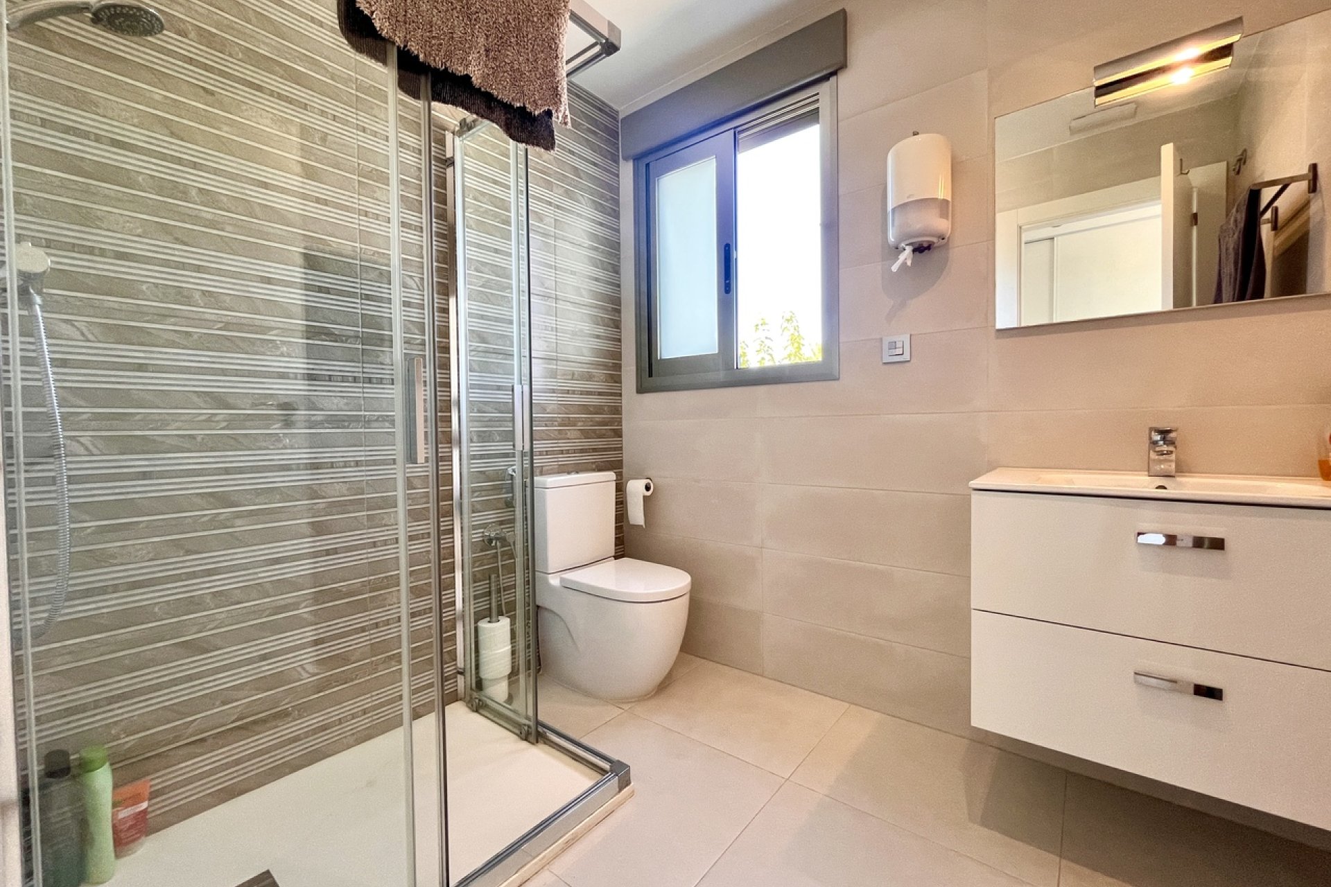 Herverkoop - Villa -
Torre de la Horadada - Costa Blanca