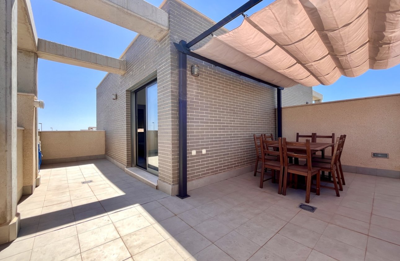 Herverkoop - Villa -
Torre de la Horadada - Costa Blanca