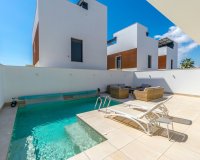 Herverkoop - Villa -
Torre de la Horadada - Costa Blanca