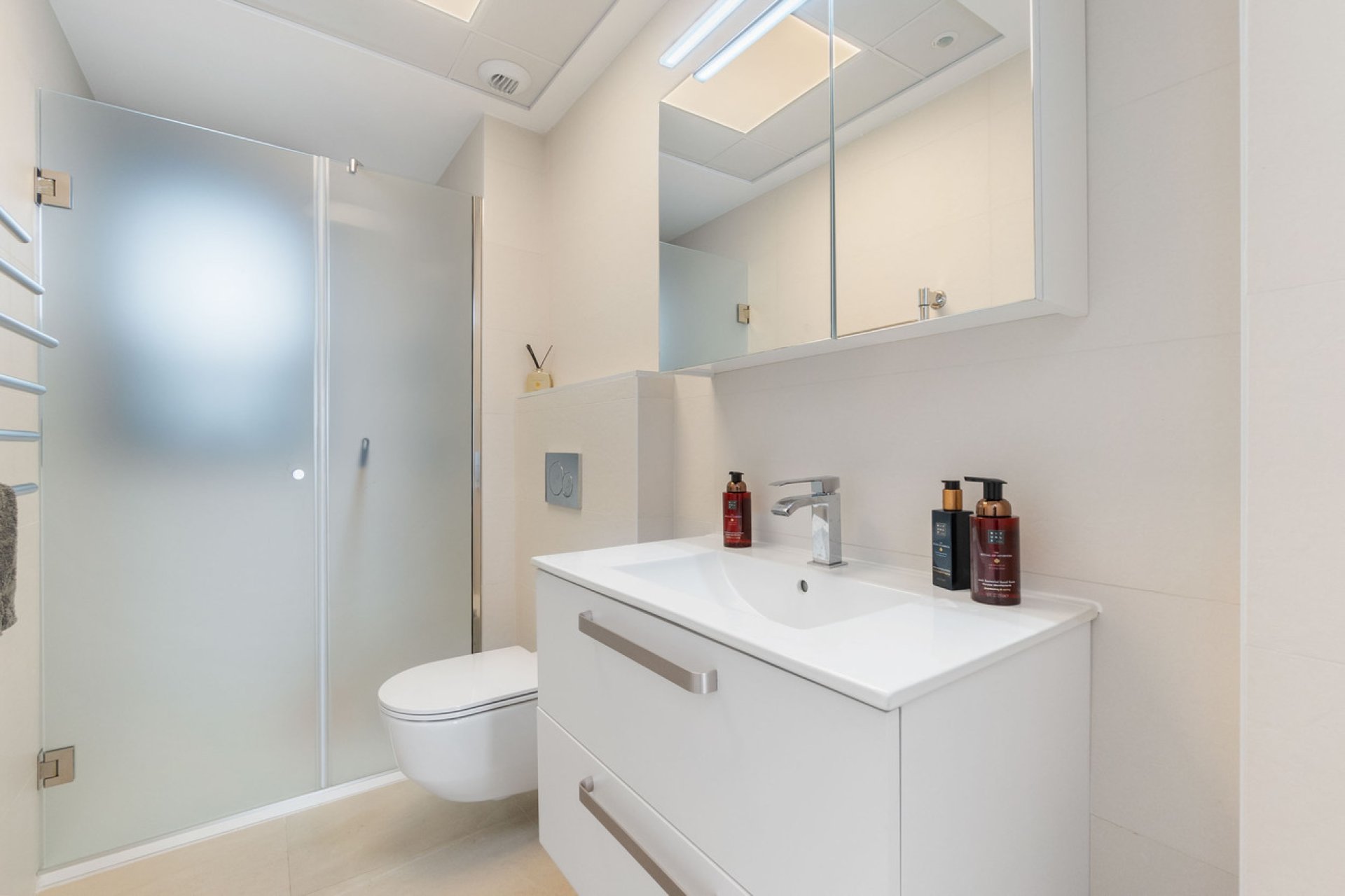 Herverkoop - Villa -
Torre de la Horadada - Costa Blanca