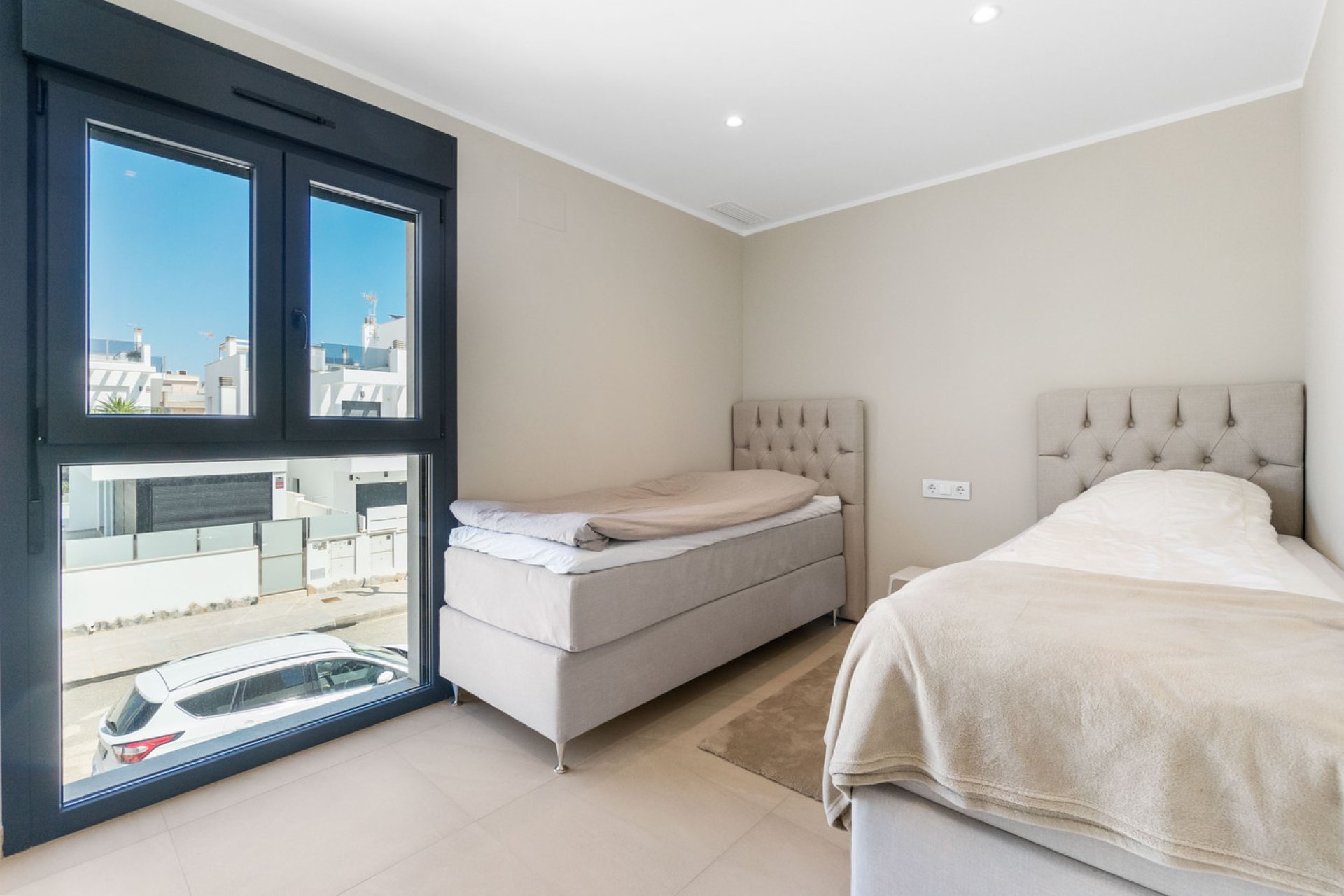 Herverkoop - Villa -
Torre de la Horadada - Costa Blanca