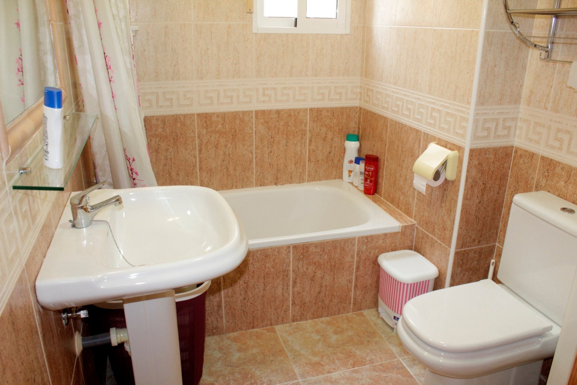 Herverkoop - Villa -
Torre de la Horadada - Costa Blanca