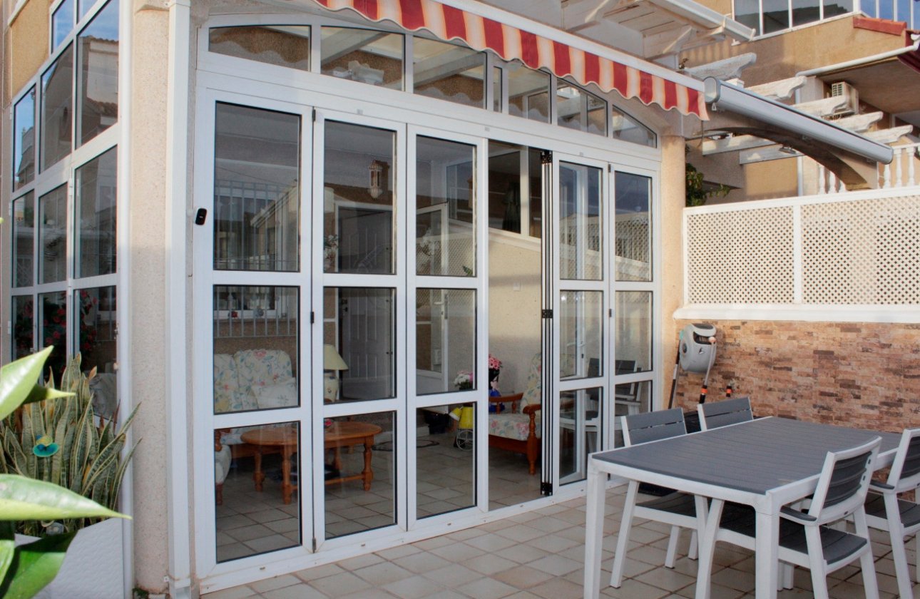 Herverkoop - Villa -
Torre de la Horadada - Costa Blanca