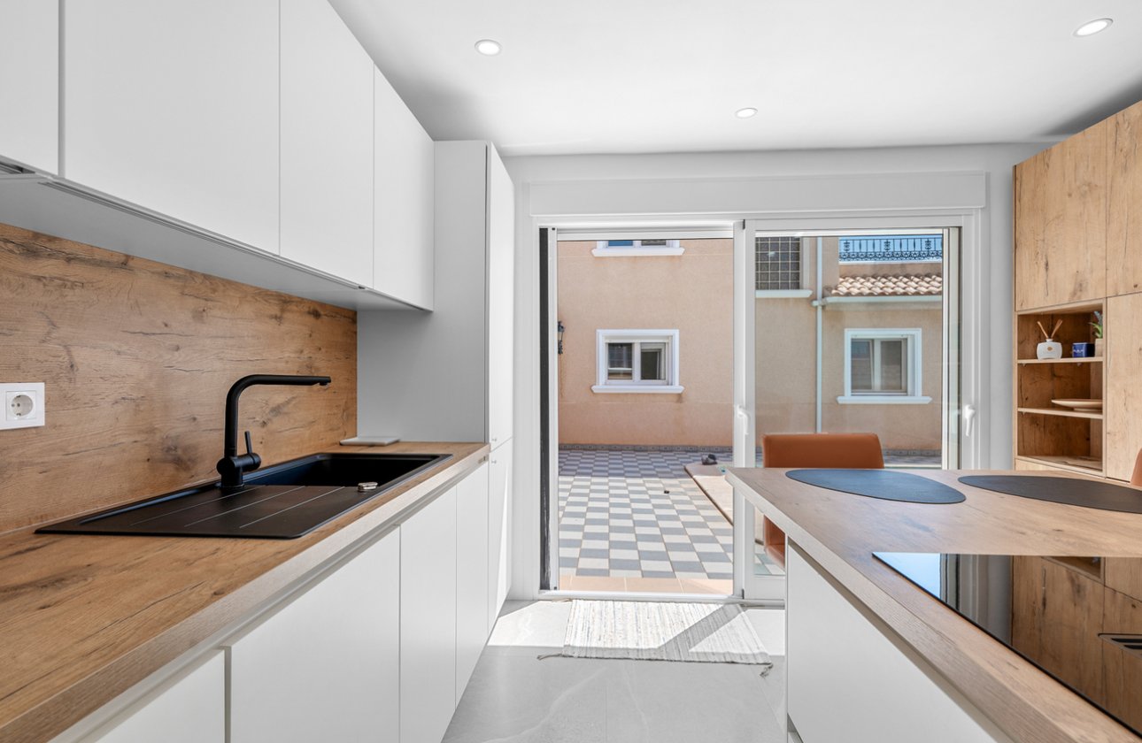Herverkoop - Villa -
Torre de la Horadada - Costa Blanca