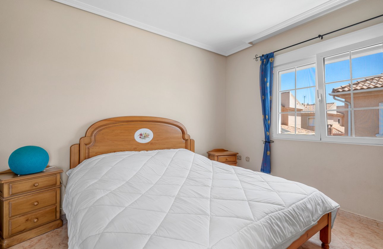 Herverkoop - Villa -
Torre de la Horadada - Costa Blanca