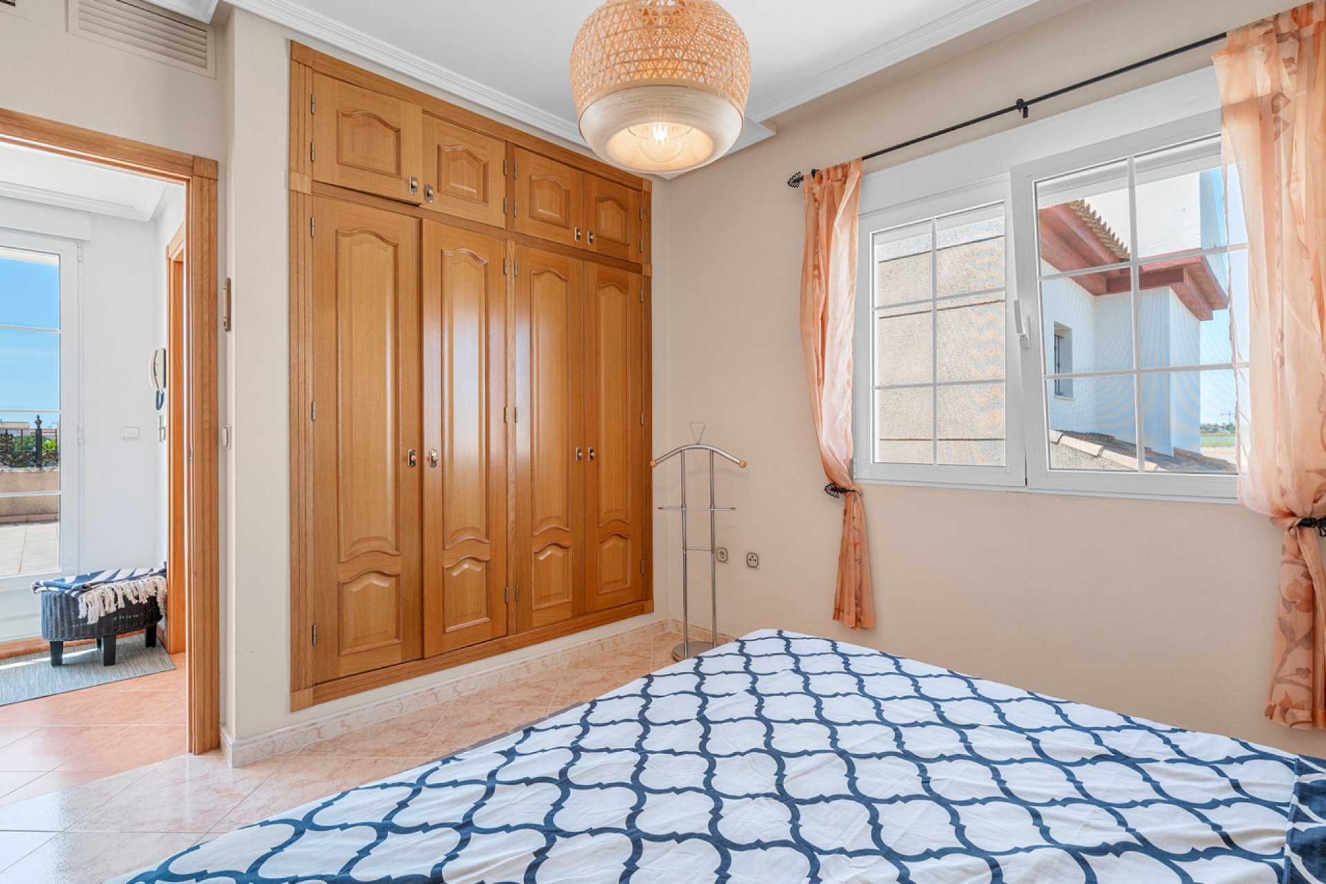 Herverkoop - Villa -
Torre de la Horadada - Costa Blanca