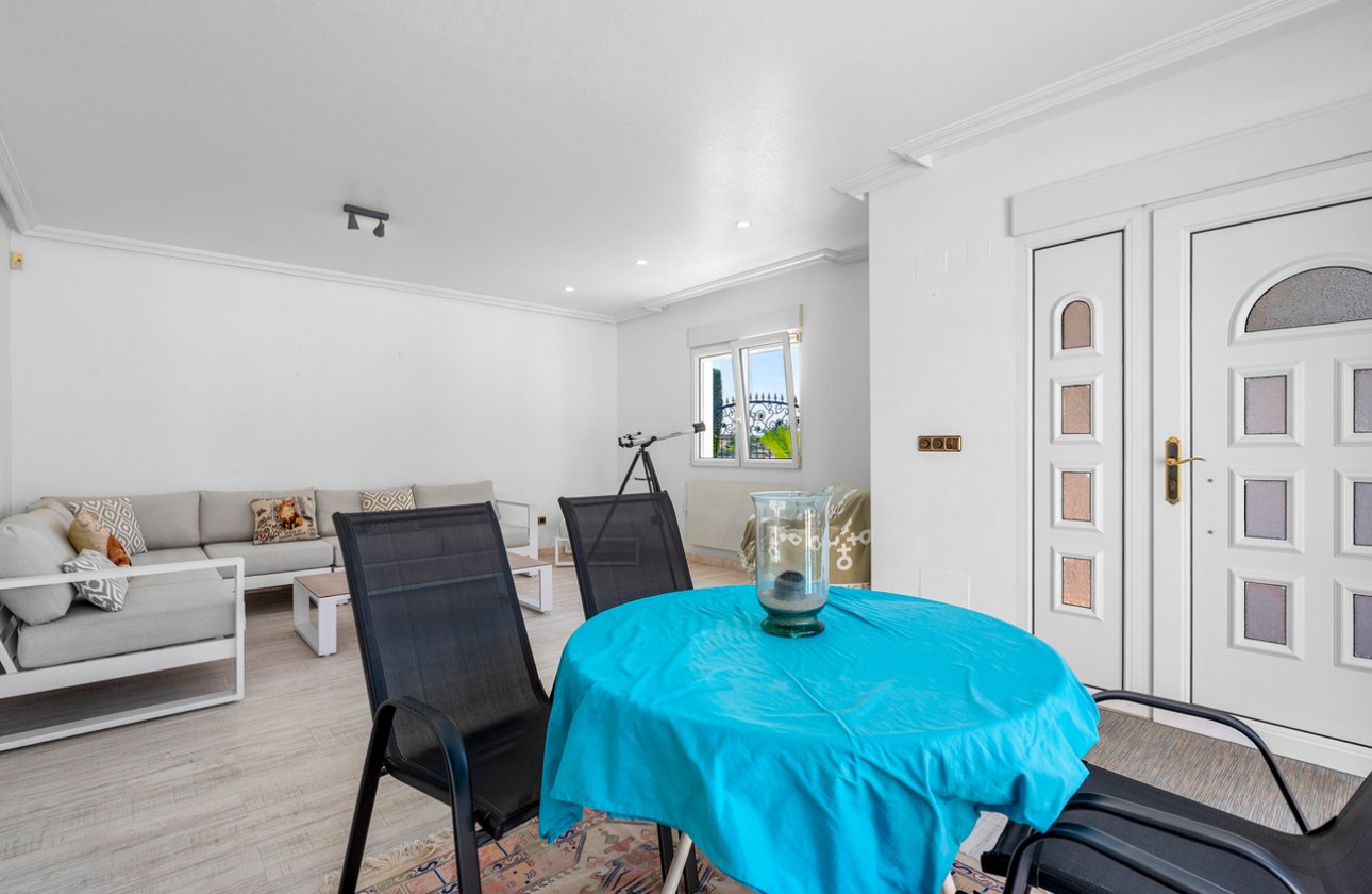 Herverkoop - Villa -
Torre de la Horadada - Costa Blanca
