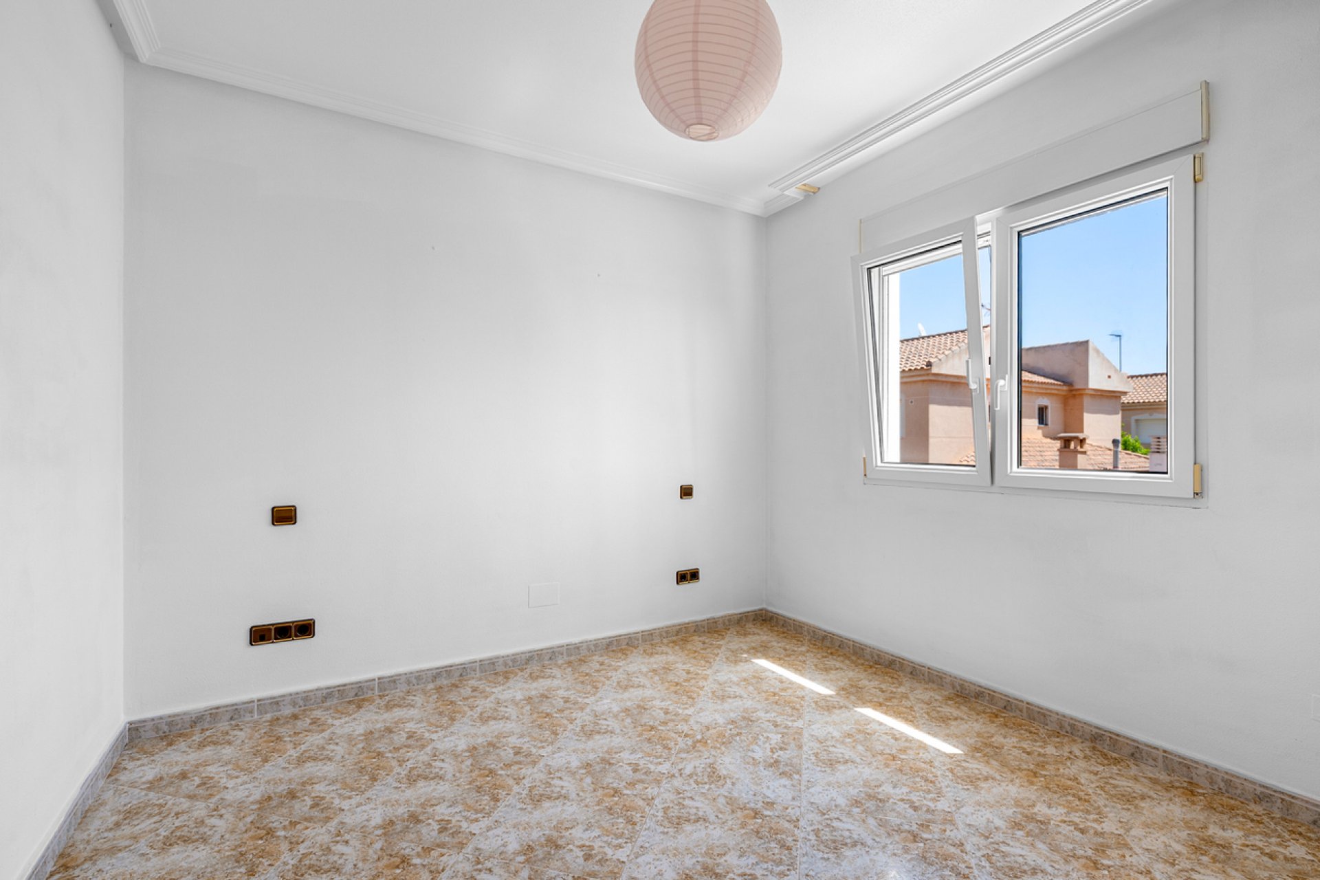 Herverkoop - Villa -
Torre de la Horadada - Costa Blanca