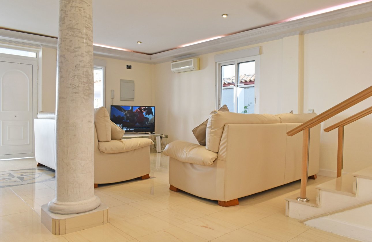 Herverkoop - Villa -
Torremendo - Costa Blanca