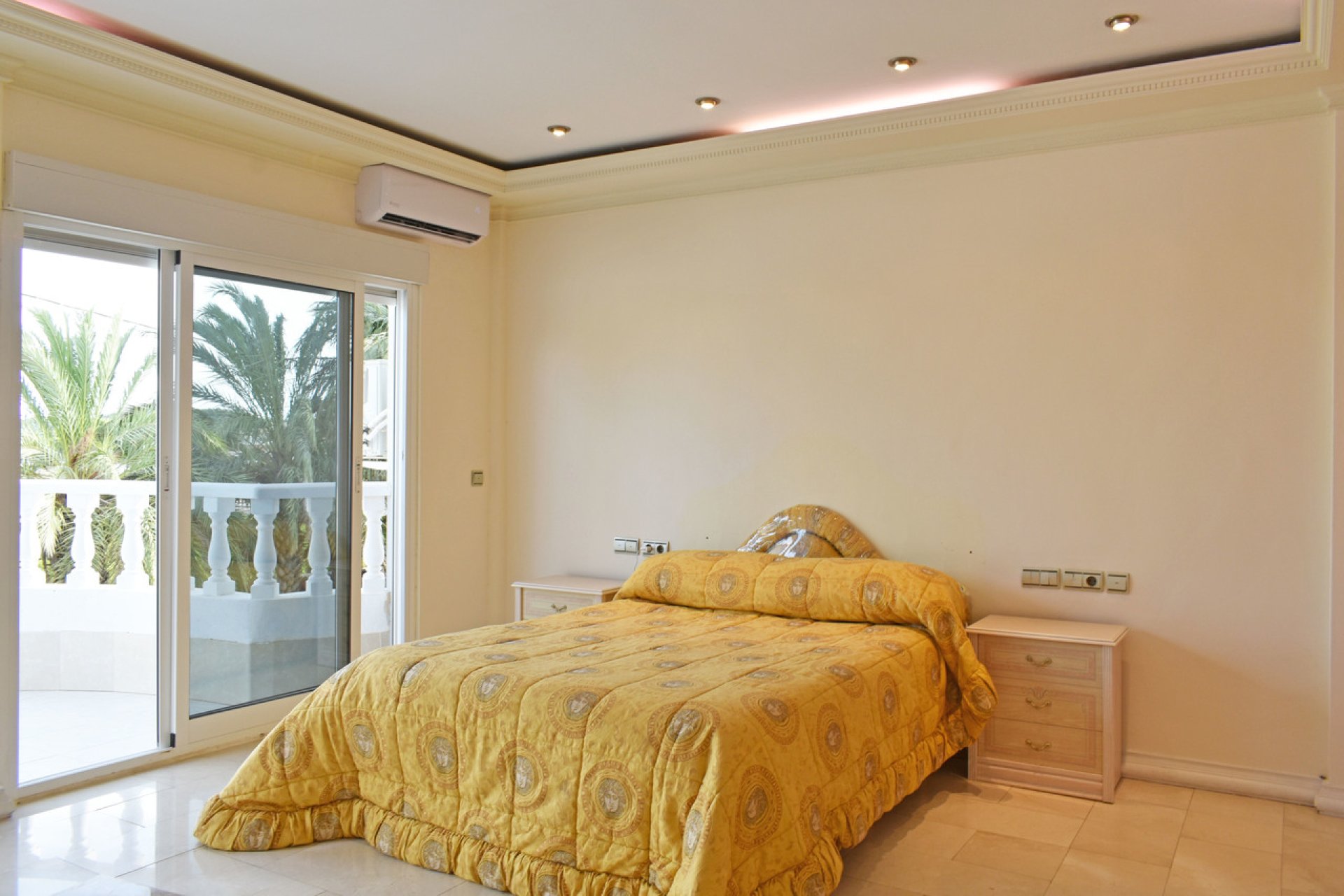 Herverkoop - Villa -
Torremendo - Costa Blanca