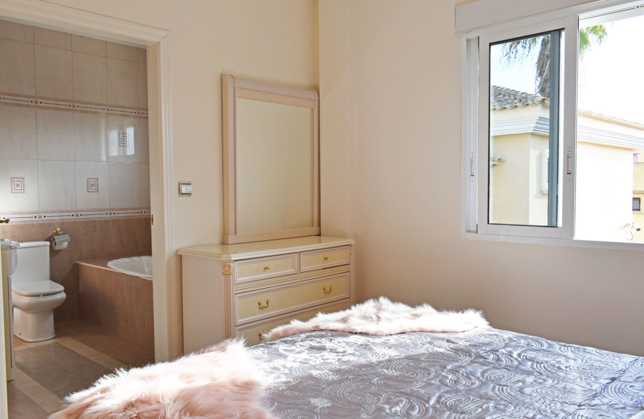 Herverkoop - Villa -
Torremendo - Costa Blanca