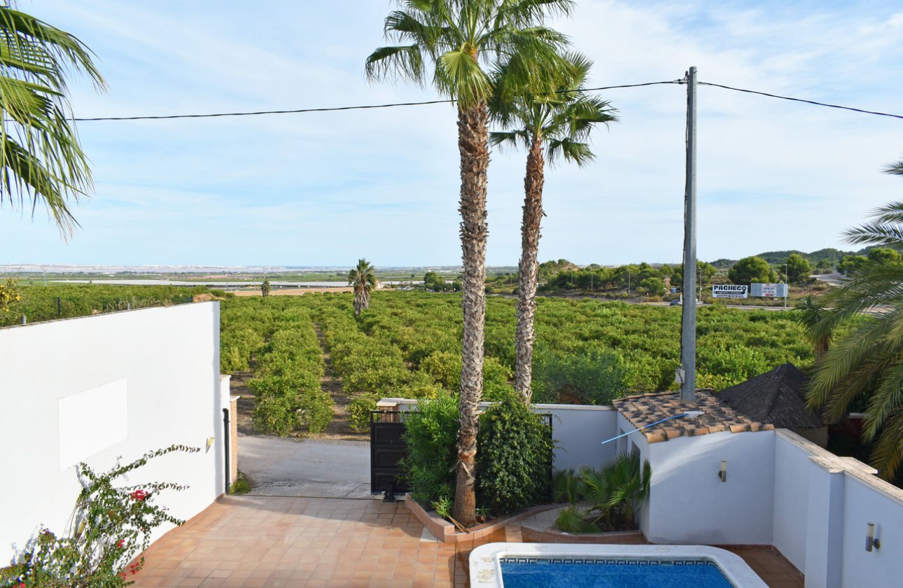 Herverkoop - Villa -
Torremendo - Costa Blanca