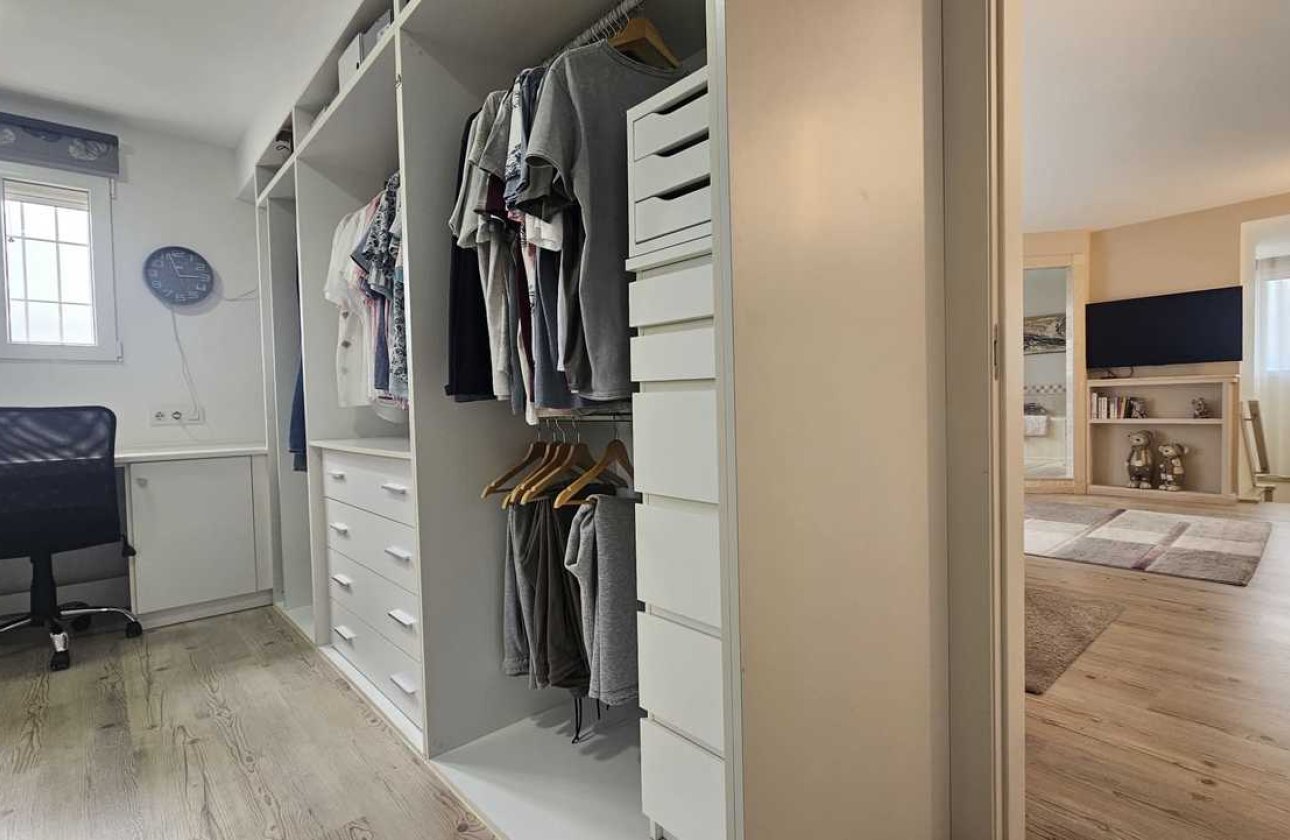 Herverkoop - Villa -
Torremendo - Costa Blanca