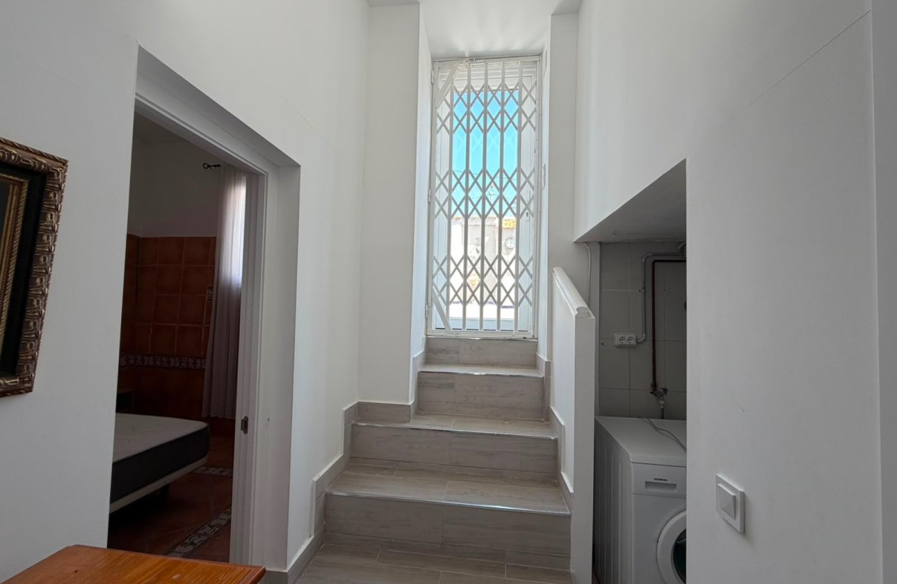 Herverkoop - Villa -
Torremendo - Costa Blanca