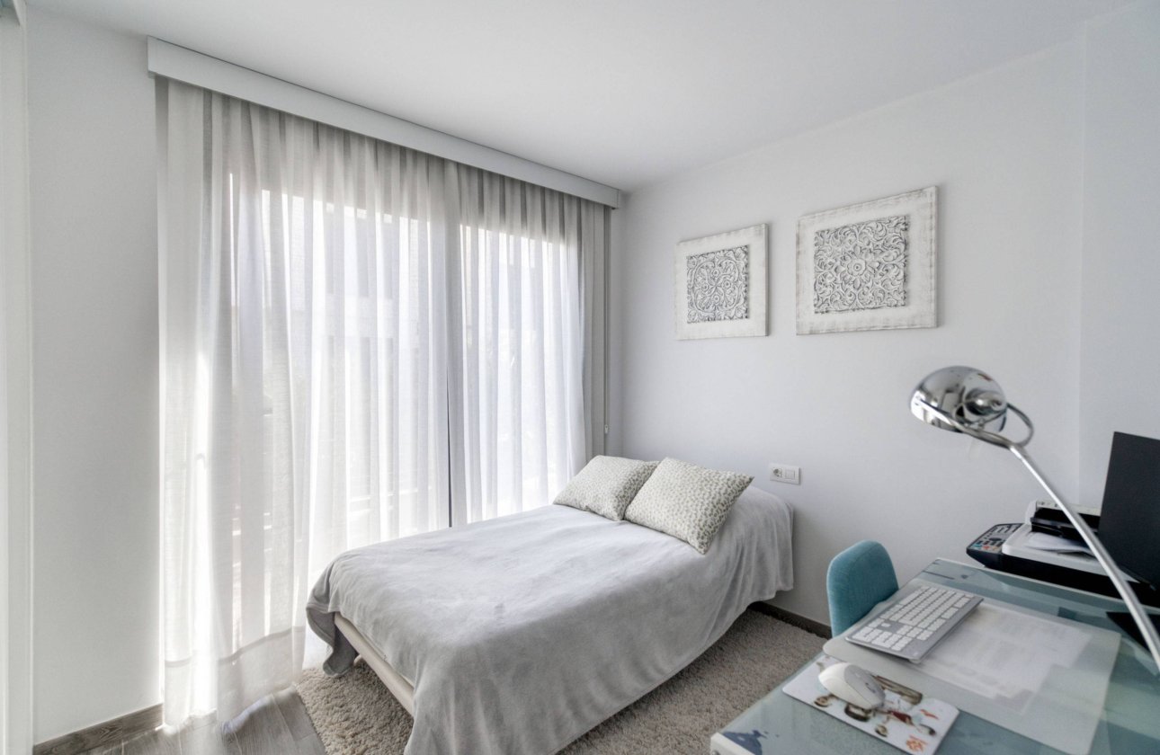 Herverkoop - Villa -
Torrevieja - Aguas Nuevas 2