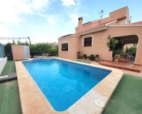 Herverkoop - Villa -
Torrevieja - Aguas Nuevas