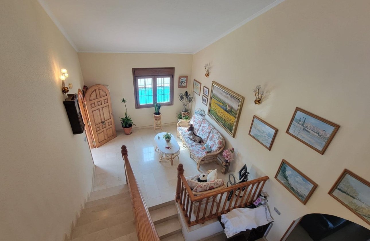 Herverkoop - Villa -
Torrevieja - Aguas Nuevas