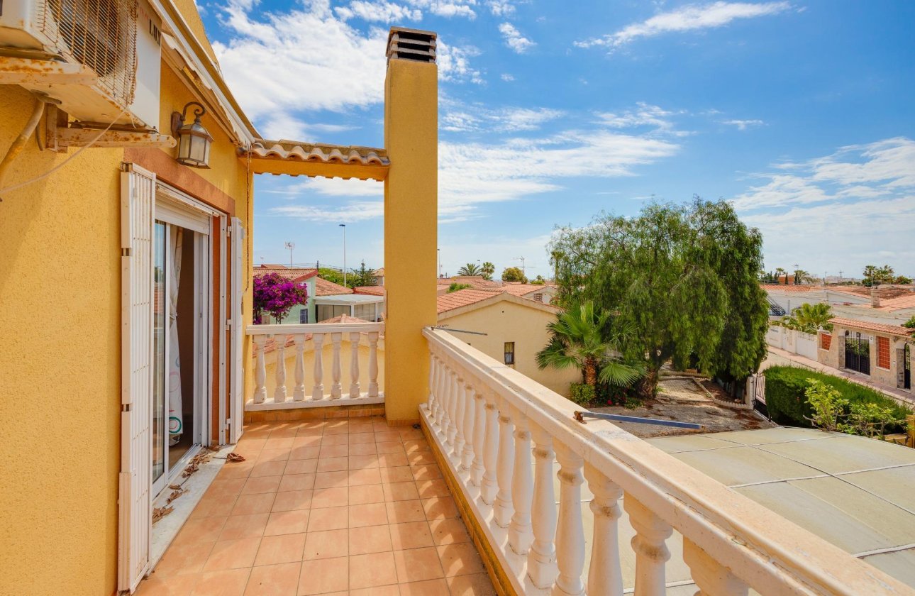 Herverkoop - Villa -
Torrevieja - Aguas Nuevas