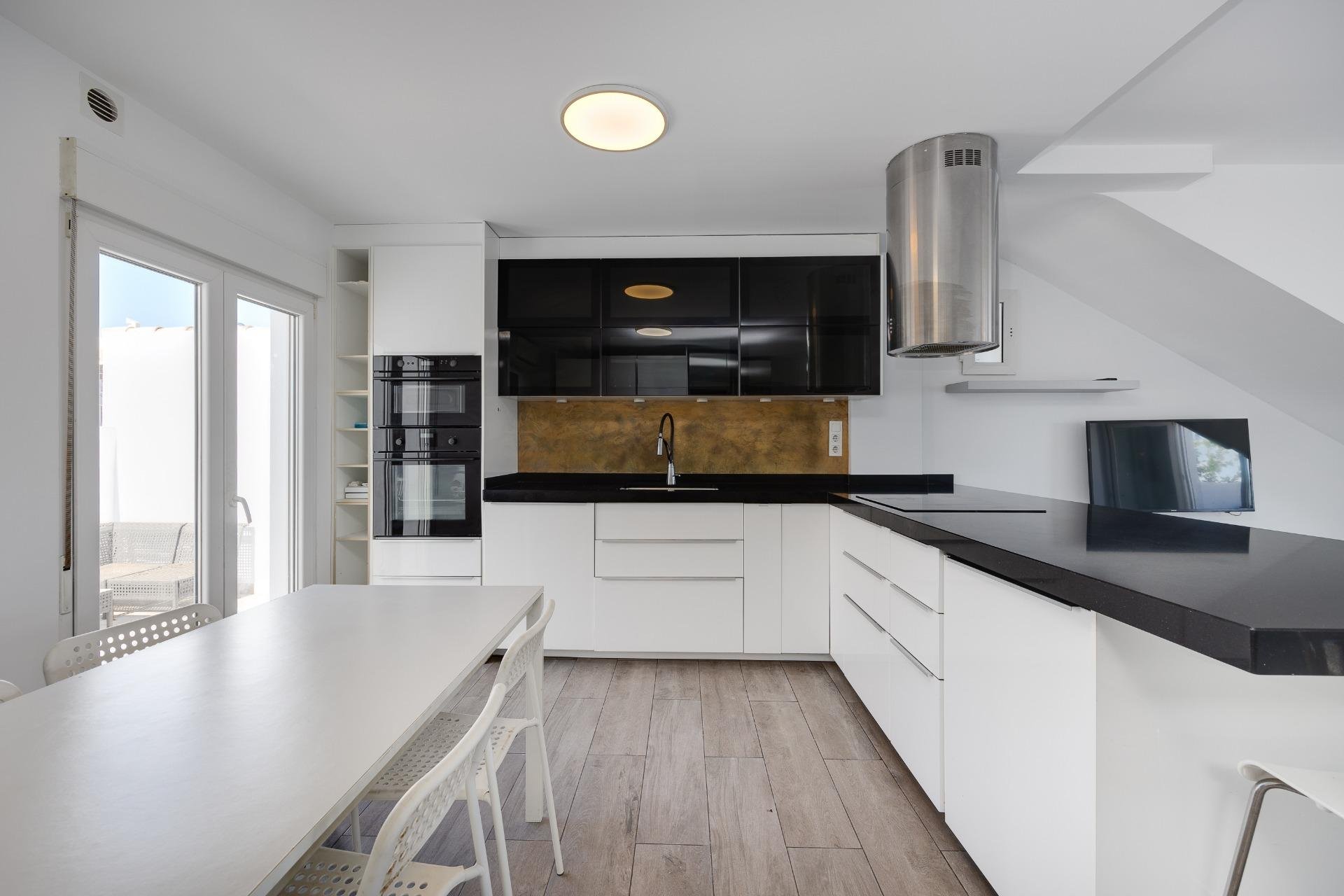 Herverkoop - Villa -
Torrevieja - Aguas Nuevas