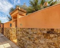 Herverkoop - Villa -
Torrevieja - Aguas Nuevas