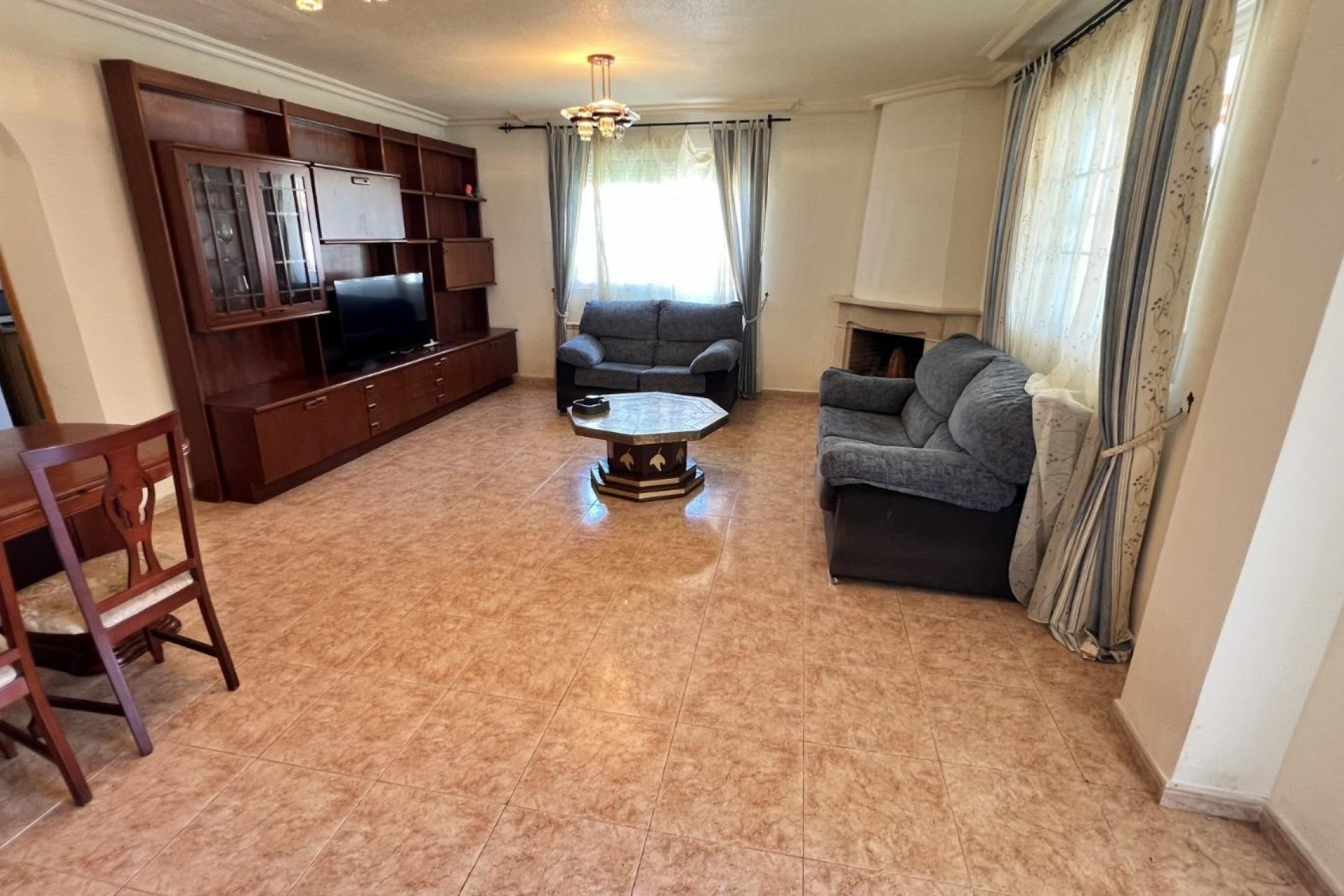 Herverkoop - Villa -
Torrevieja - Aguas Nuevas