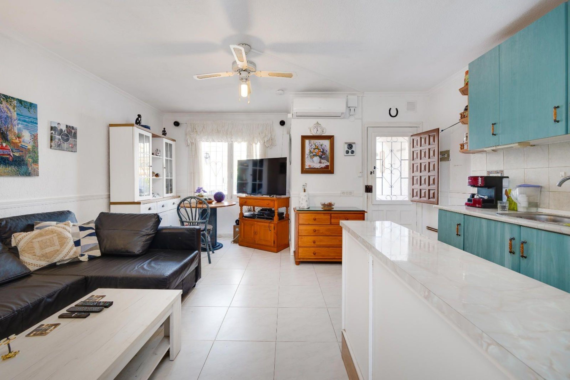 Herverkoop - Villa -
Torrevieja - Calas Blanca