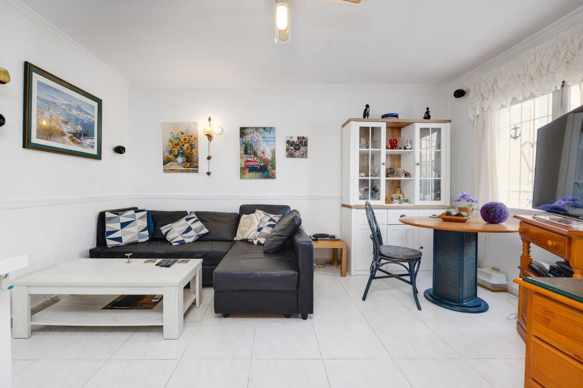 Herverkoop - Villa -
Torrevieja - Calas Blanca