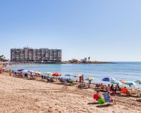 Herverkoop - Villa -
Torrevieja - Calas Blanca