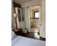 Herverkoop - Villa -
Torrevieja - Centro - Muelle Pesquero