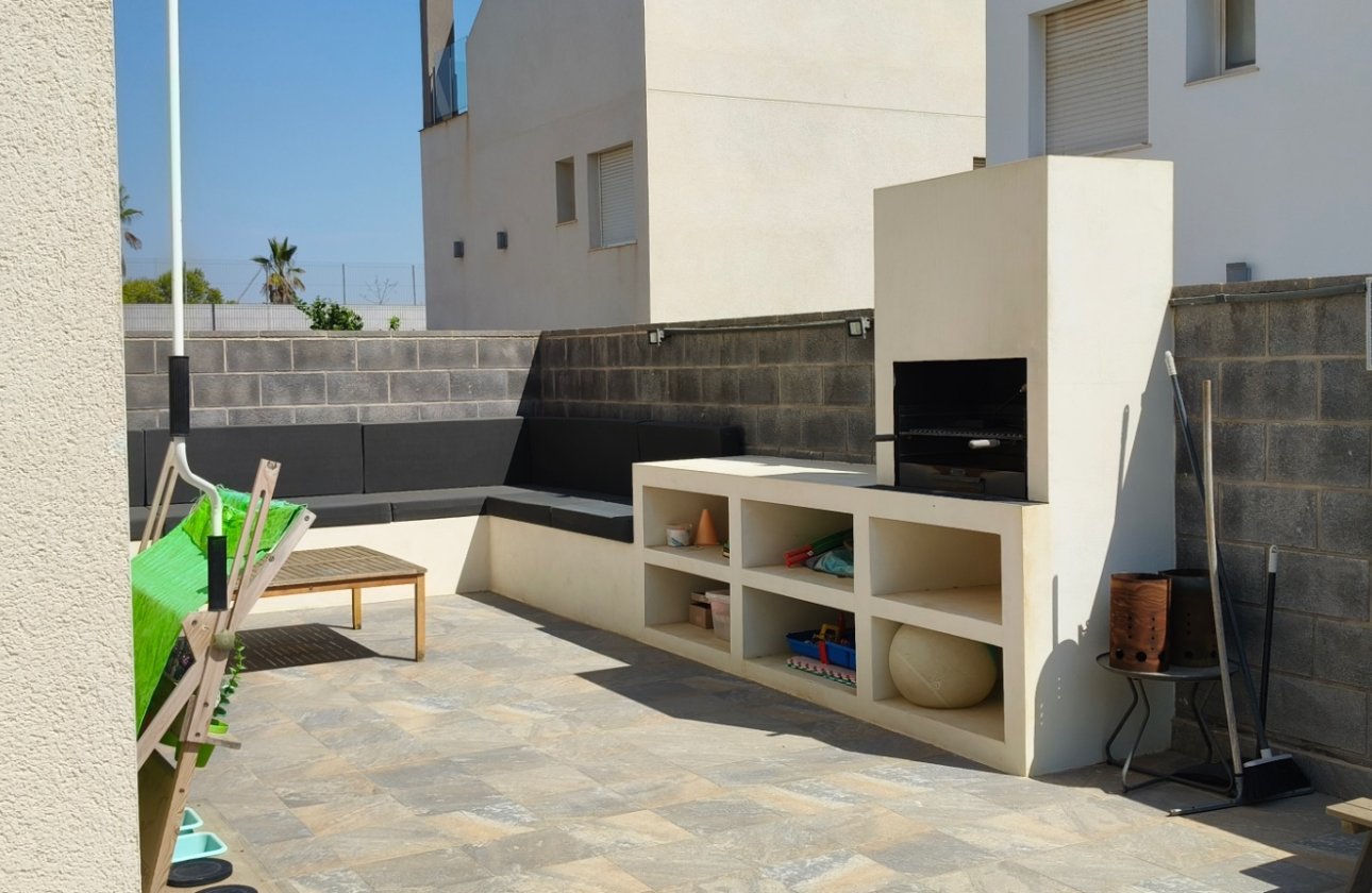 Herverkoop - Villa -
Torrevieja - Costa Blanca