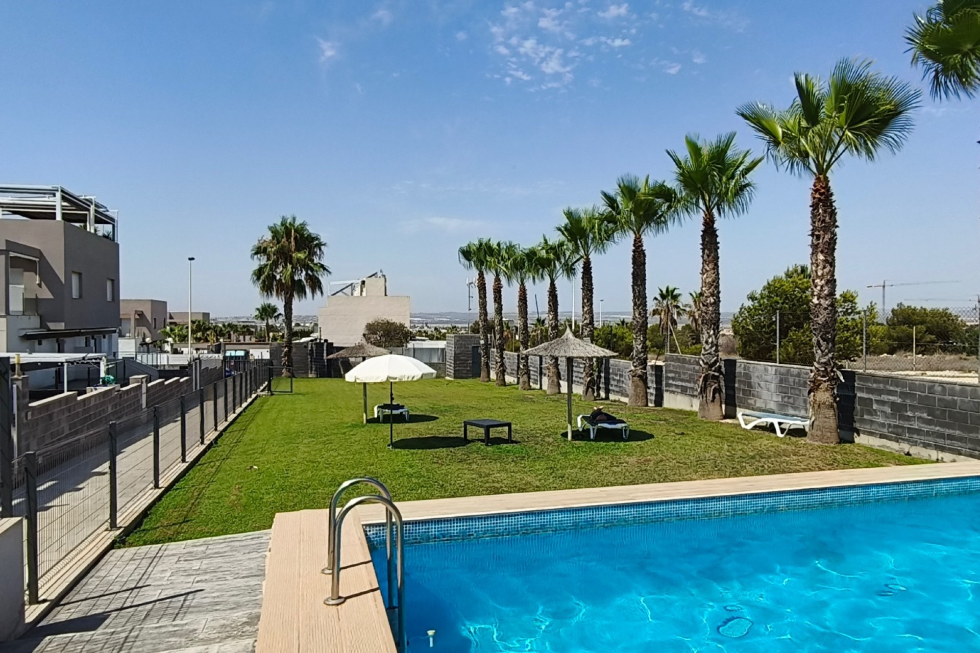 Herverkoop - Villa -
Torrevieja - Costa Blanca