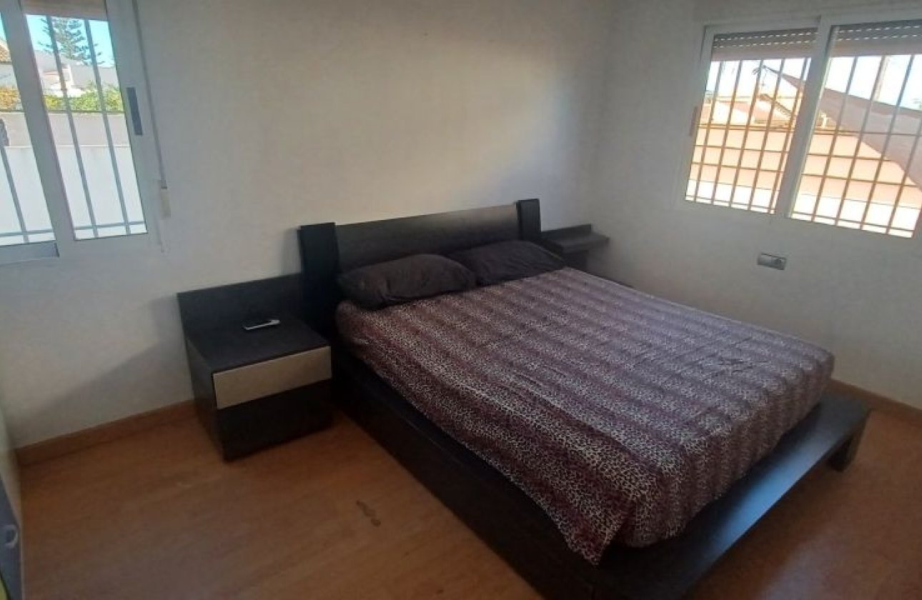 Herverkoop - Villa -
Torrevieja - Costa Blanca