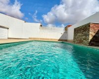 Herverkoop - Villa -
Torrevieja - Costa Blanca