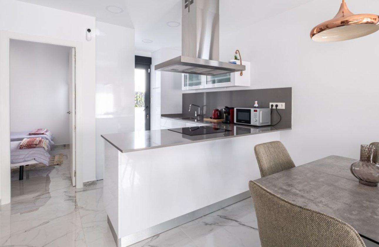 Herverkoop - Villa -
Torrevieja - Costa Blanca