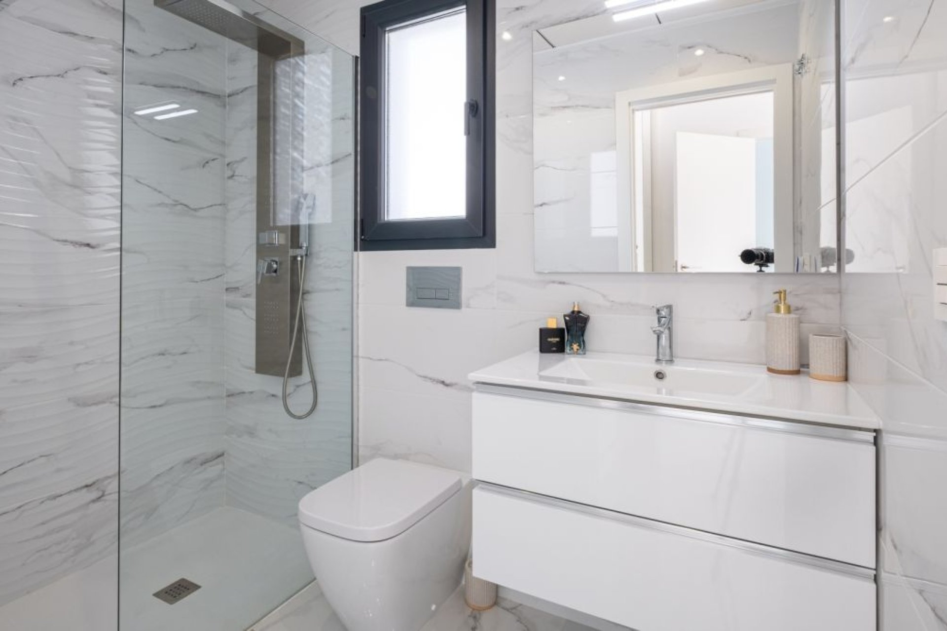 Herverkoop - Villa -
Torrevieja - Costa Blanca