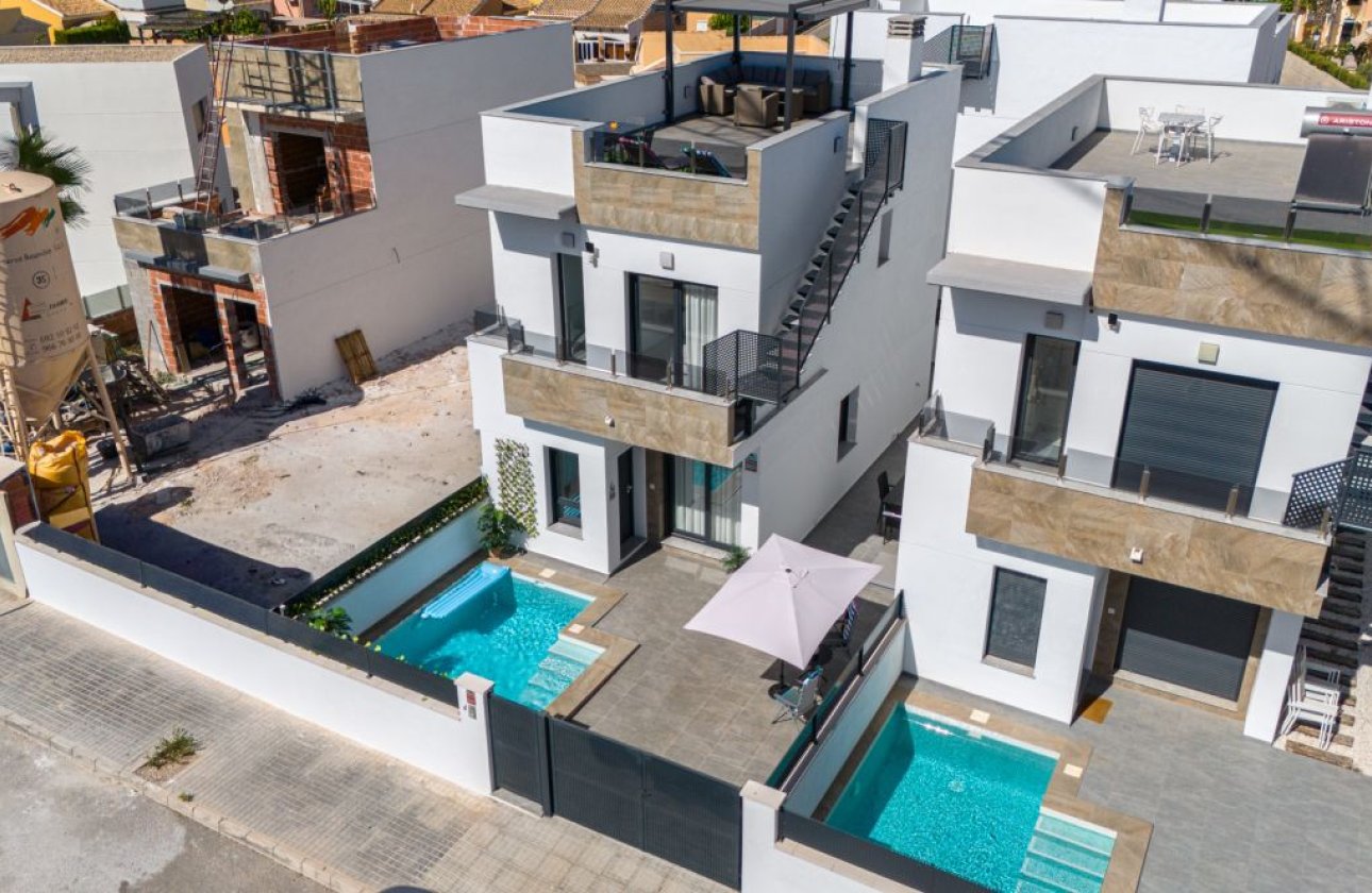 Herverkoop - Villa -
Torrevieja - Costa Blanca