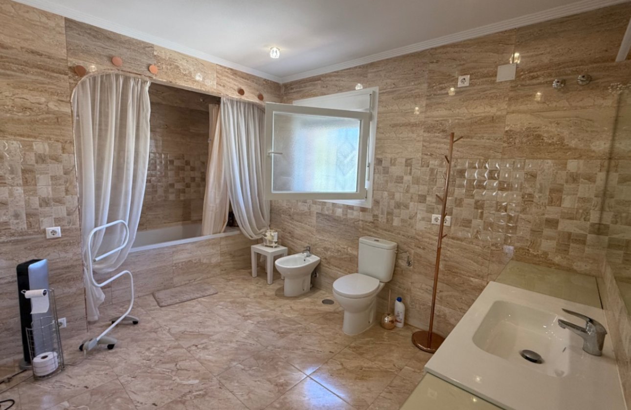 Herverkoop - Villa -
Torrevieja - Costa Blanca