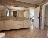 Herverkoop - Villa -
Torrevieja - Costa Blanca