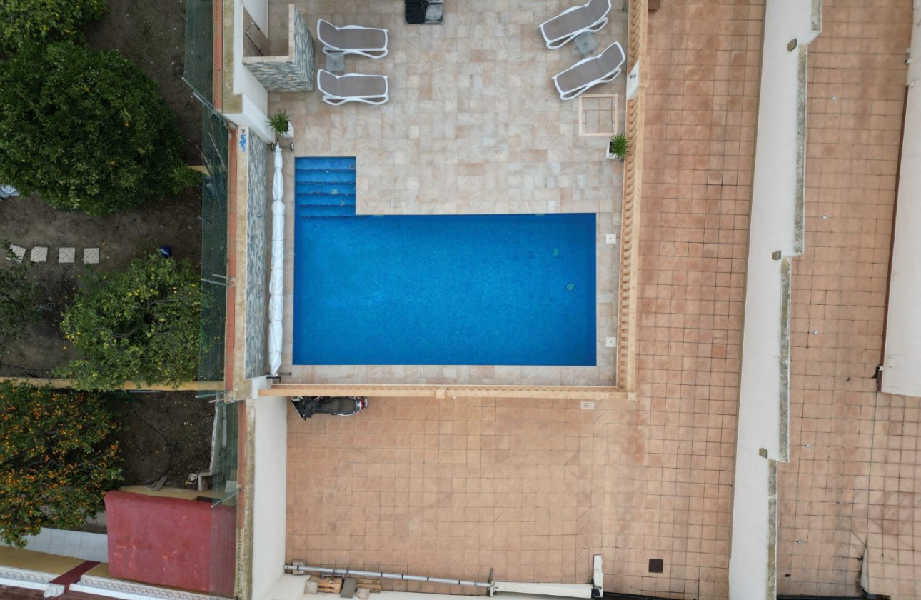 Herverkoop - Villa -
Torrevieja - Costa Blanca