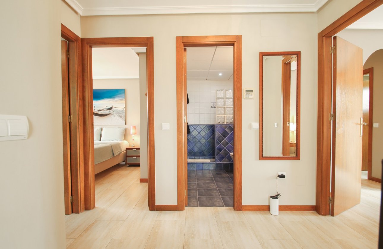 Herverkoop - Villa -
Torrevieja - Costa Blanca