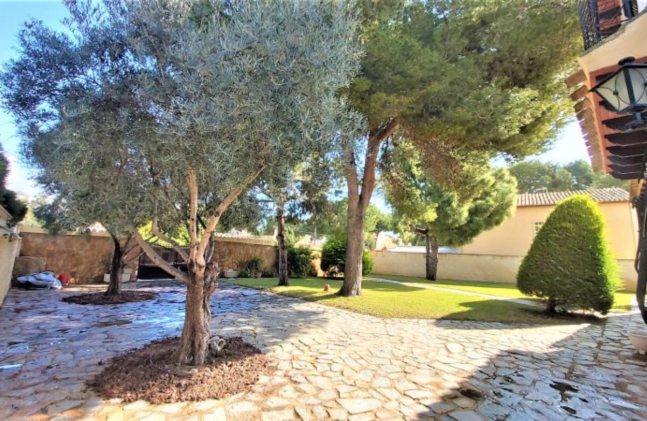 Herverkoop - Villa -
Torrevieja - Costa Blanca