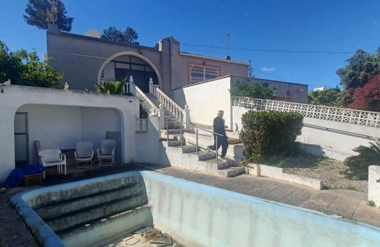 Herverkoop - Villa -
Torrevieja - Costa Blanca