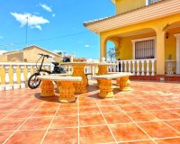 Herverkoop - Villa -
Torrevieja - Costa Blanca