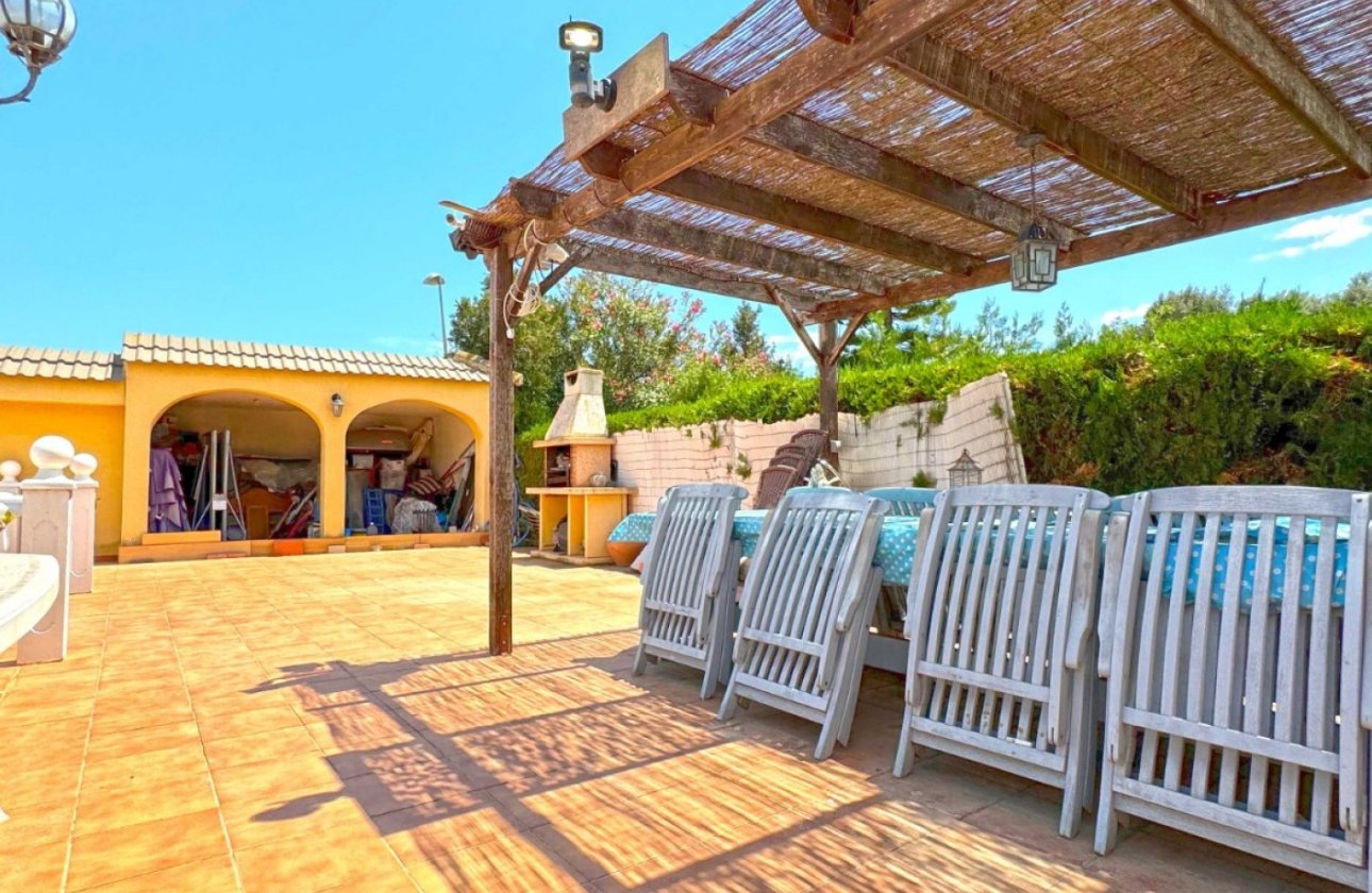 Herverkoop - Villa -
Torrevieja - Costa Blanca