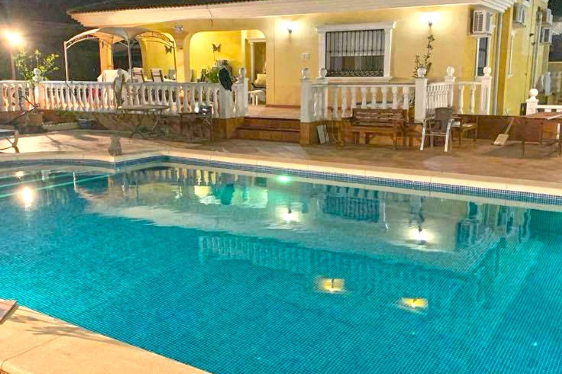 Herverkoop - Villa -
Torrevieja - Costa Blanca