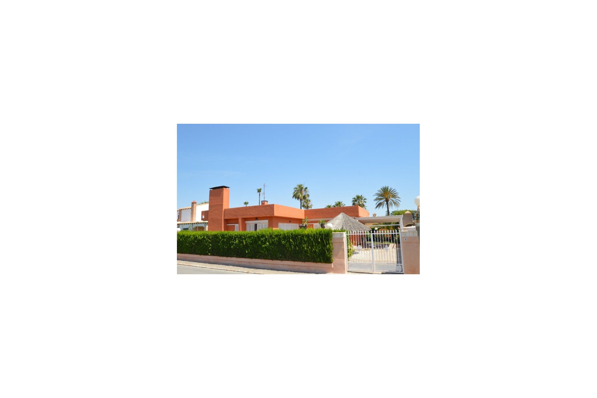 Herverkoop - Villa -
Torrevieja - Costa Blanca