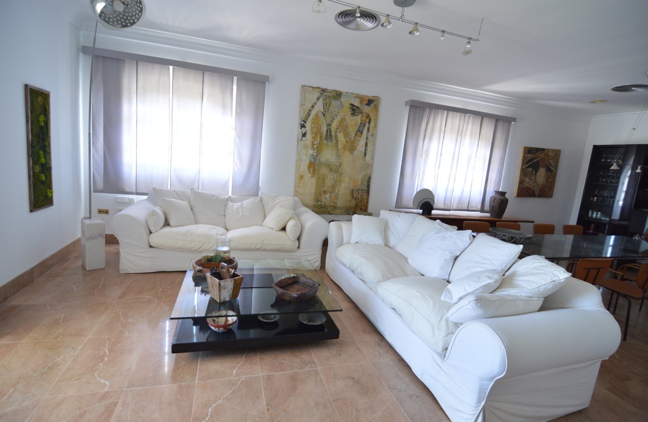 Herverkoop - Villa -
Torrevieja - Costa Blanca