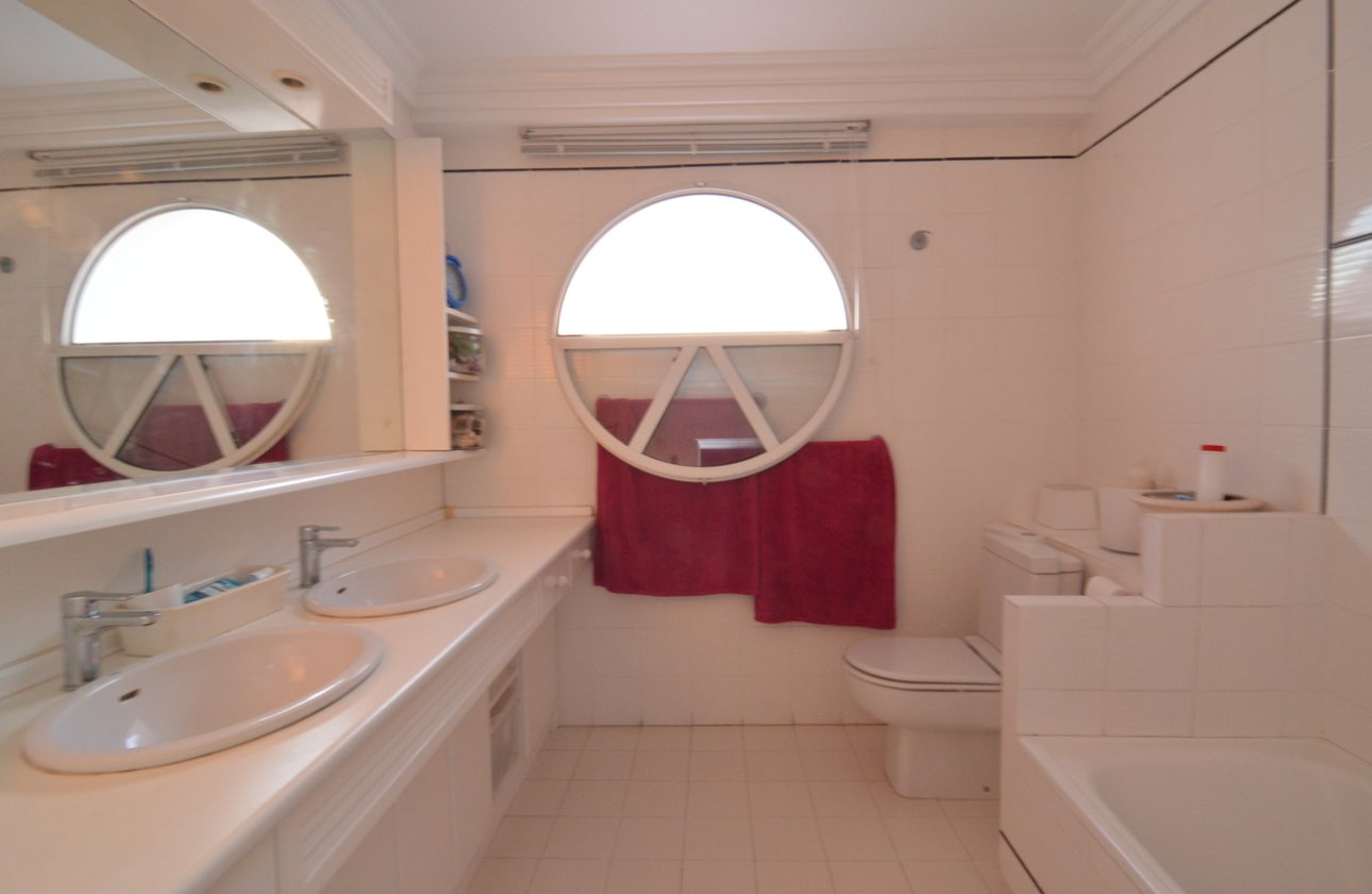 Herverkoop - Villa -
Torrevieja - Costa Blanca