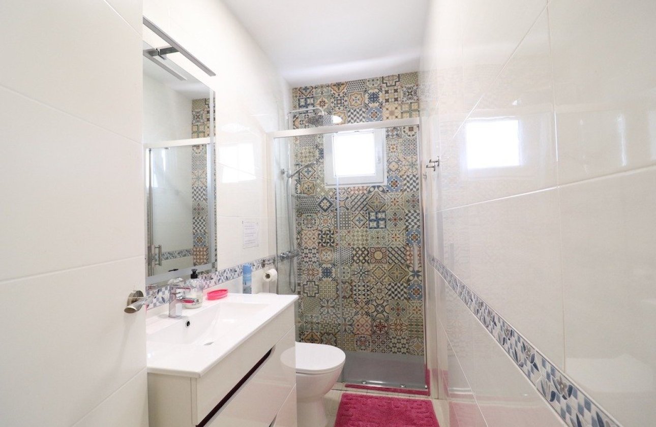 Herverkoop - Villa -
Torrevieja - Costa Blanca